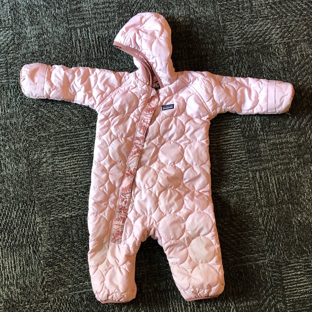 Patagonia down snow suit ❄️